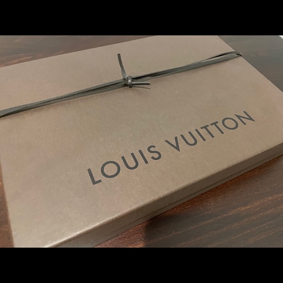 Louis Vuitton Eva Clutch in Ebene Damier - Picture 10 of 10